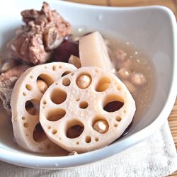 Lotus Root and Peanut Soup - Recipe photo by littleinbox