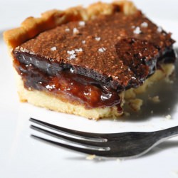 Dark Chocolate Banana Tart - Recipe photo by crunchybottoms