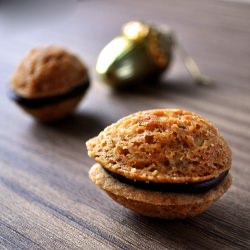 Shortbread Walnut Sandwich Cookies - Recipe photo by blondiescakes