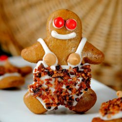 Gingerbread Bacon Boys - Recipe photo by julesfood