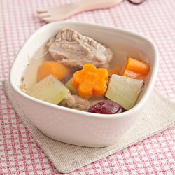 English Gourd & Carrot Soup - Recipe photo by littleinbox