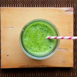 Kale Smoothie - Recipe photo by joythebaker