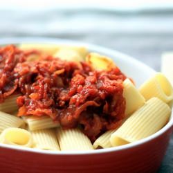 Pasta alla Matriciana - Recipe photo by cocinaparaemancipados