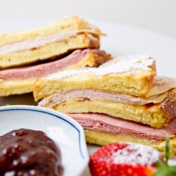 Monte Cristo Sandwich - Recipe photo by norecipes