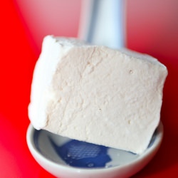 Homemade Marshmallows - Recipe photo by thepinkpeppercorn