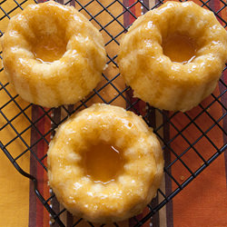 Cream Mini Bundts - Recipe photo by sarabonetti