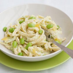 Pasta with Edamame Pesto - Recipe photo by labna