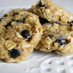 Easy No Bake Oatmeal Cookies - Recipe photo by whiskandaprayer
