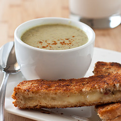 Broccoli Soup - Recipe photo by dandysugar