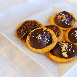 Easy Chocolate Crackers - Recipe photo by NamelyMarly