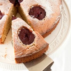 Plum and White Rose Tea Cake - Recipe photo by melanger