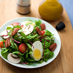 Honey & Mustard Salad Dressing - Recipe photo by Greedy Gourmet