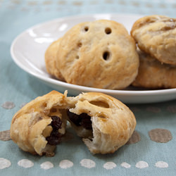 Ecclés, aka Puff Pastry Pockets - Recipe photo by sarabonetti