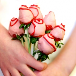 Chocolate Covered Strawberry Roses - Recipe photo by CheekyKitchen