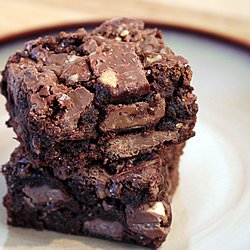 Symphony Bar Brownies - Recipe photo by theyummylife