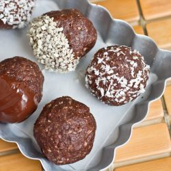 No Bake Chocolate Macaroons - Recipe photo by ohsheglows