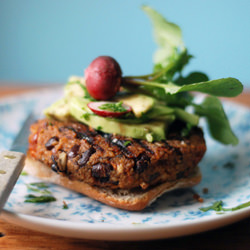 Adzuki & Sun-Dried Tomato Burgers - Recipe photo by joanamendes