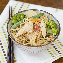 Chicken & Noodles w/ Peanut Sauce - Recipe photo by fujimama