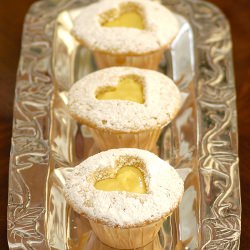 Linzer Cupcakes - Recipe photo by savoringtimeinthekitchen