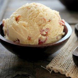Maple Bacon Bourbon Ice Cream - Recipe photo by cherryteacakes