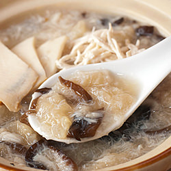 Fish Maw & Abalone Soup - Recipe photo by noobcook