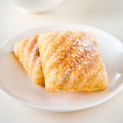 Lemon Madeleines - Recipe photo by taranii