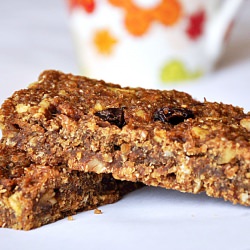 Healthy Muesli Bars - Recipe photo by aquadaze
