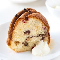 Walnut, Raisin, & Currant Bundt - Recipe photo by taranii