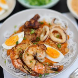 Pancit Palabok - Recipe photo by Trissalicious