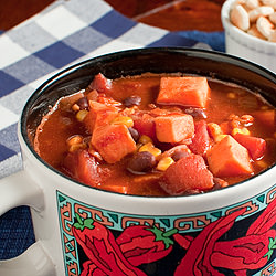Sweet Potato & Black Bean Chili - Recipe photo by kitchenriffs