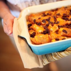 Capirotada (Mexican Bread Pudding) - Recipe photo by muybueno