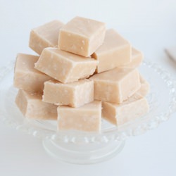 Salted Butter Vanilla Fudge - Recipe photo by labna