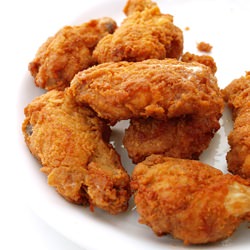 Spicy and Crispy Chicken Wings - Recipe photo by bucatarmaniac