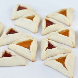Hamantashen - Recipe photo by dawnkl