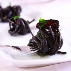 Linguine al Nero di Seppia - Recipe photo by Apron and Sneakers