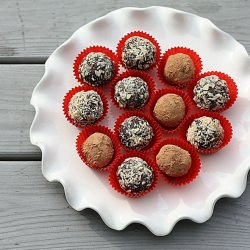 Trio of Chocolate Truffles - Recipe photo by dawnkl