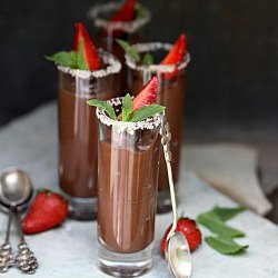 Crème au Chocolat Shots - Recipe photo by vindee