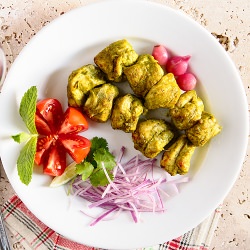Chicken Tikka Hara Bhara - Recipe photo by indianfoodrocks