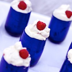 Raspberry Eton Mess - Recipe photo by gourmantine