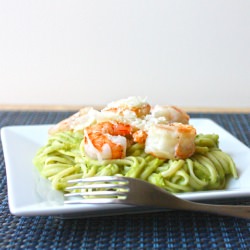 Linguine w/ Parmesan Pea Sauce - Recipe photo by j3nn.net