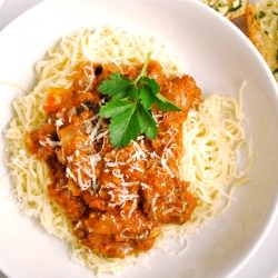 Spaghetti with Meat Sauce - Recipe photo by asweetpeachef
