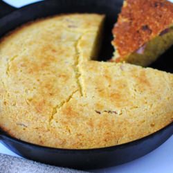 Buttermilk Cornbread - Recipe photo by sweetmakemesmile