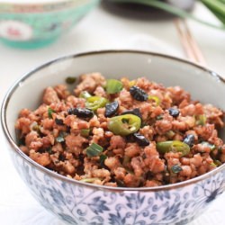 Chinese Chives w. "Flies Head" - Recipe photo by Yi