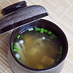 Japanese Miso Soup - Recipe photo by littleinbox
