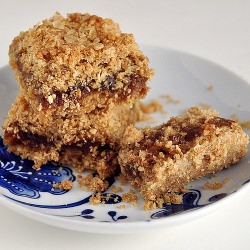Oatmeal Date Bars - Recipe photo by surlykitchen