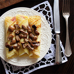 Crêpes w/ Porcini & Gorgonzola - Recipe photo by lilla