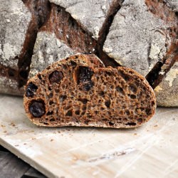 Dark Rye Bread with Raisins - Recipe photo by crunchybottoms