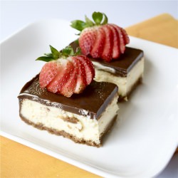 Cheesecake Bars - Recipe photo by aishahias