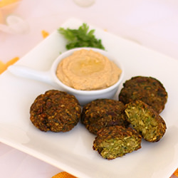 Falafel with Hummus - Recipe photo by swapnaz