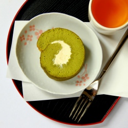 Matcha Rolled Cake - Recipe photo by mykitchen